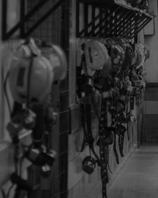 CodelcoChile's tweet photo. Con profundo pesar, informamos el sensible fallecimiento de nuestro compañero de labores Waldo Castillo Barraza (Q.E.P.D.), de 49 años, mantenedor mecánico de la empresa Berliam, que presta servicios a la División Radomiro Tomic.

Revisa más información en el comunicado oficial 👇
https://t.co/4Yg08AM5r7

#Codelco