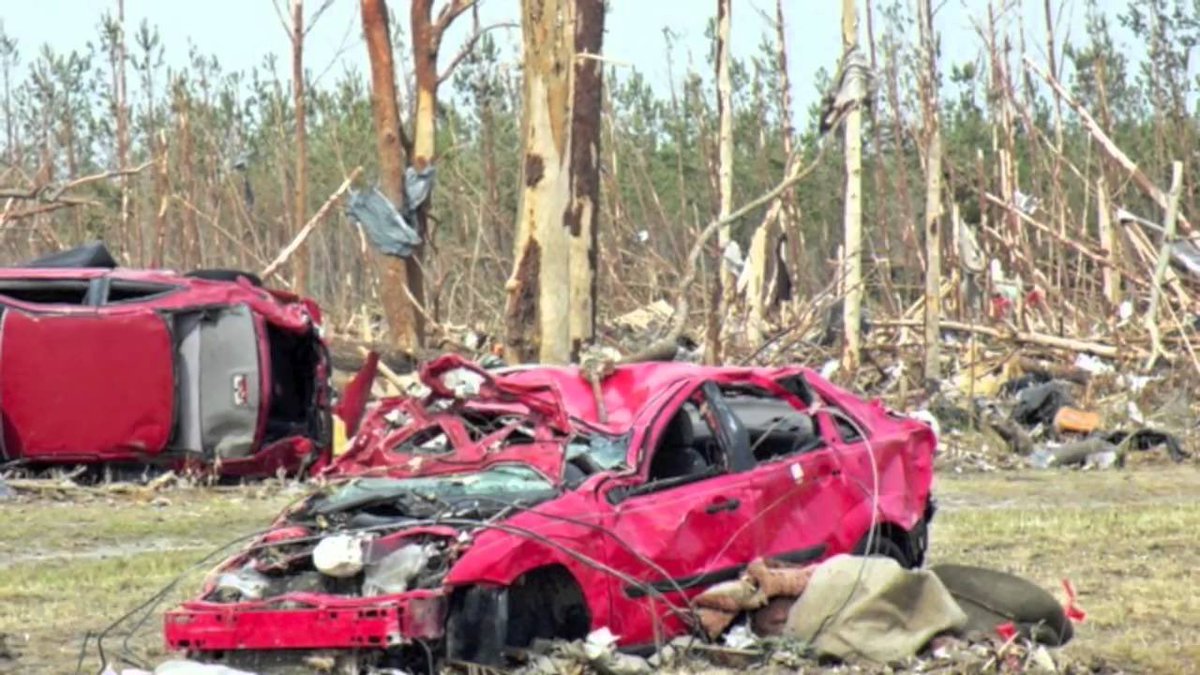 Gio_wx's tweet photo. I have been convinced for years that Askewville was one of, if not the,  strongest tornadoes ever in North Carolina. The level of tree debarking, vehicular damage, and obliteration of structures is almost unmatched to anything in the state. And I’m sure more is hiding out there… https://t.co/rtsC2xRxYm