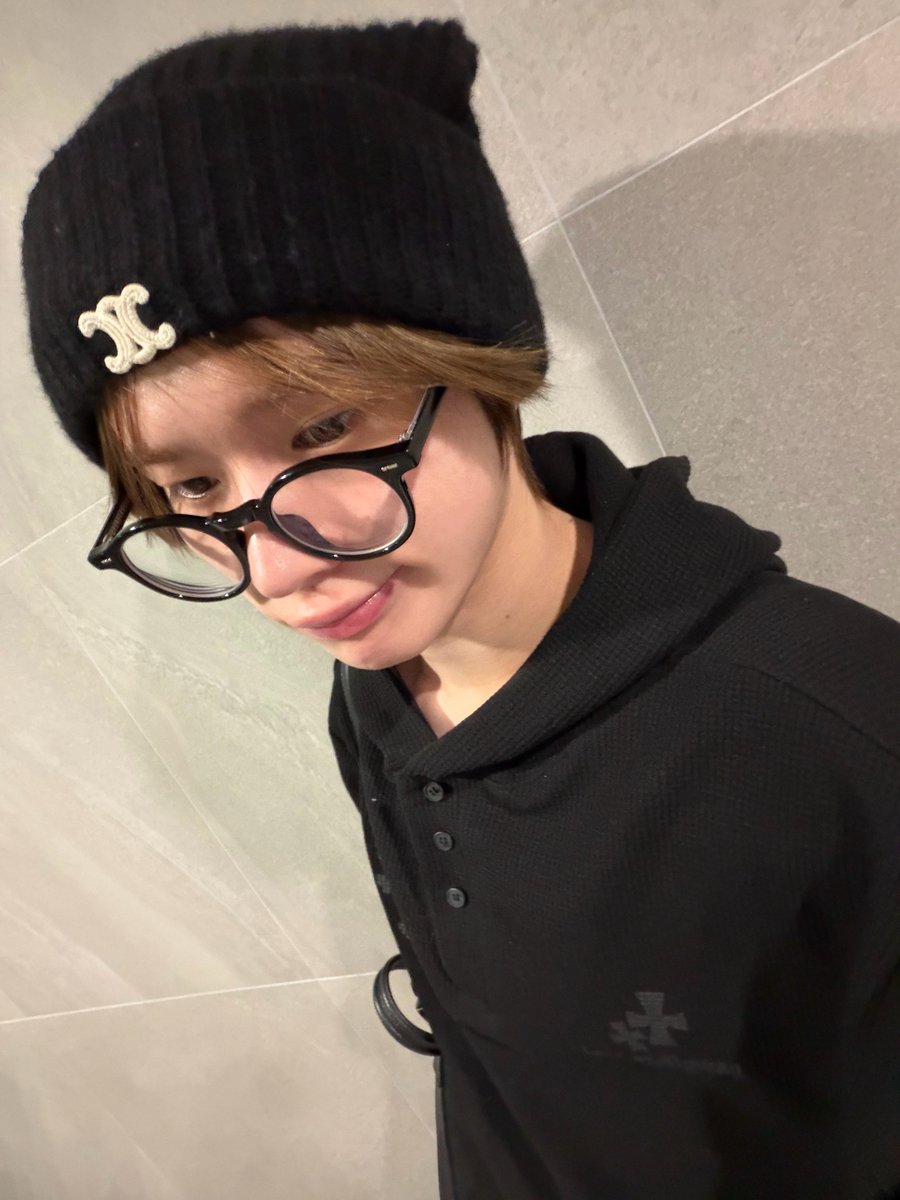 notyournoahs's tweet photo. ⠀ 

ㅤ✎「  #2GETHER47   」
⤹  💬  ；𝒇𝒓𝒐𝒎 𝗡𝗢𝗔𝗛 🐤

생파 준비하기 전에 잠깐 눈 좀 붙일게, 엄마가 깨울 때까지! Bye bye, Seven!

(@OFCTWG @NATIONFFICIAL) 

⠀ https://t.co/fn6Nph4c8z