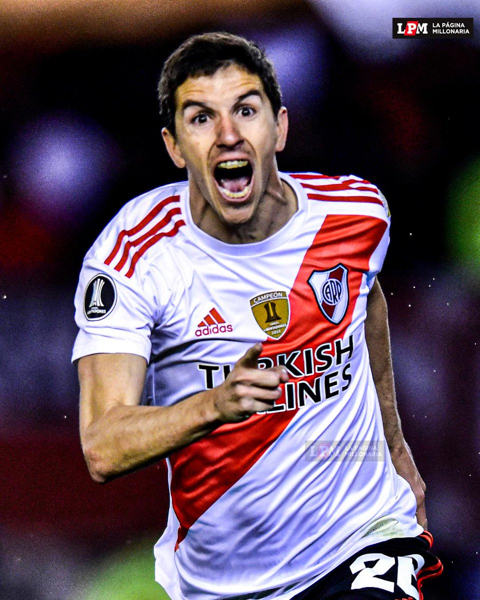 RiverLPM's tweet photo. Se cumplen 7 años de uno de los bailes más grandes en la historia del Superclásico.

Un 1 de octubre de 2019, la vida les daba la posibilidad de la revancha después de la final de Madrid. En otra instancia importante de la Copa Libertadores.

A un año de haberles ganado la final, los bailamos en una semis. Qué felices fuimos. ❤️‍🩹