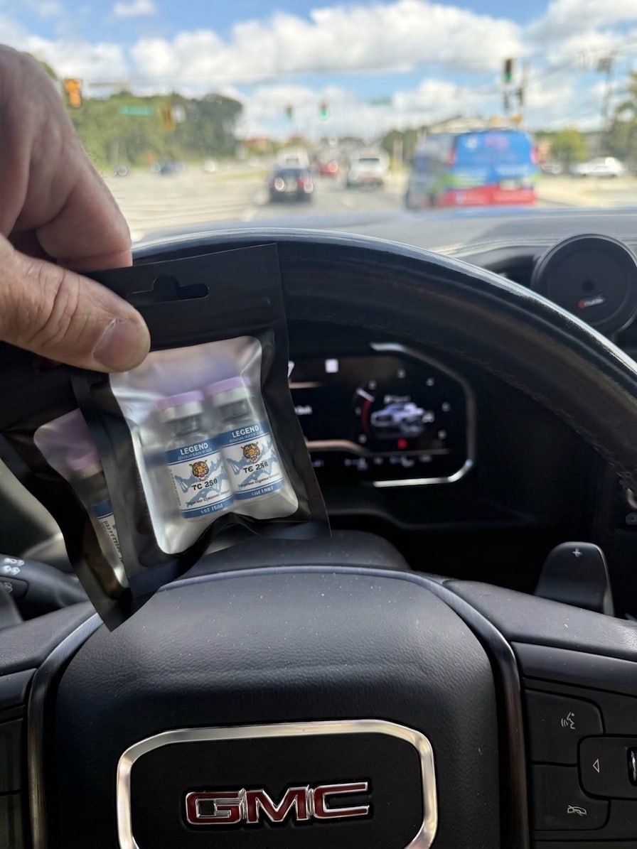 kyle_pine_tree's tweet photo. Most people misunderstand peptides.
They are a tool for recovery, sleep quality and body recomposition — only works if your training &amp; nutrition are on point.💪
High purity vials ready to ship.
Serious inquiries only.🤗

#PeptidesForAthletes #GymTips #MuscleGrowth #FitnessJourney https://t.co/NHYgj8JxUx