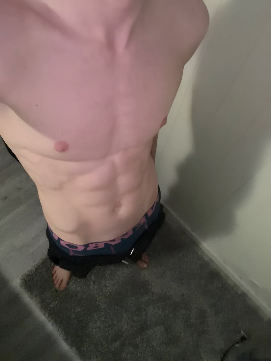nojr69's tweet photo. First post be nice https://t.co/ixhonFvCXt
