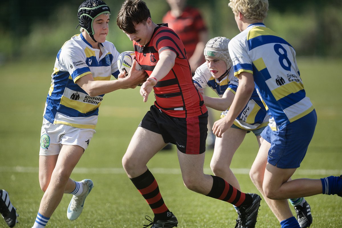 hsclonmelcbs's tweet photo. Action from our U15 @Munsterrugby McCarthy Cup win against @KinsaleComSch on our 4G Rugby pitch yesterday
📸 John D. Kelly
#HSRugby #Cuprugby
#RedandBlack 🏉🔴⚫️ https://t.co/pKk0JYyS1f