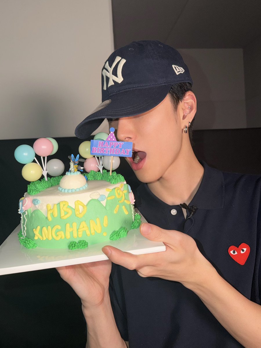 cherriepmy_'s tweet photo. ใส่หมวก new era ด้วยอ่ะ สงสัยแฟนนางเปนพรีเซนเตอร์มั้ง เดา https://t.co/o0D1nqLSK5