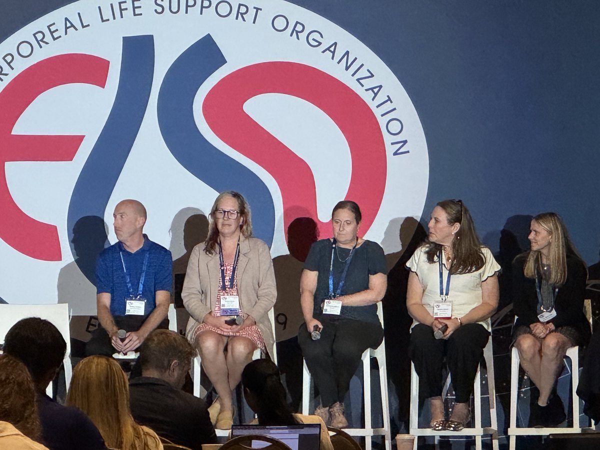 NCProvider's tweet photo. The pediatric ECMO team at Norton Children’s is representing on a national level at the 37th Annual Extracorporeal Life Support Organization (ELSO) Conference! https://t.co/1scFE0VWSu