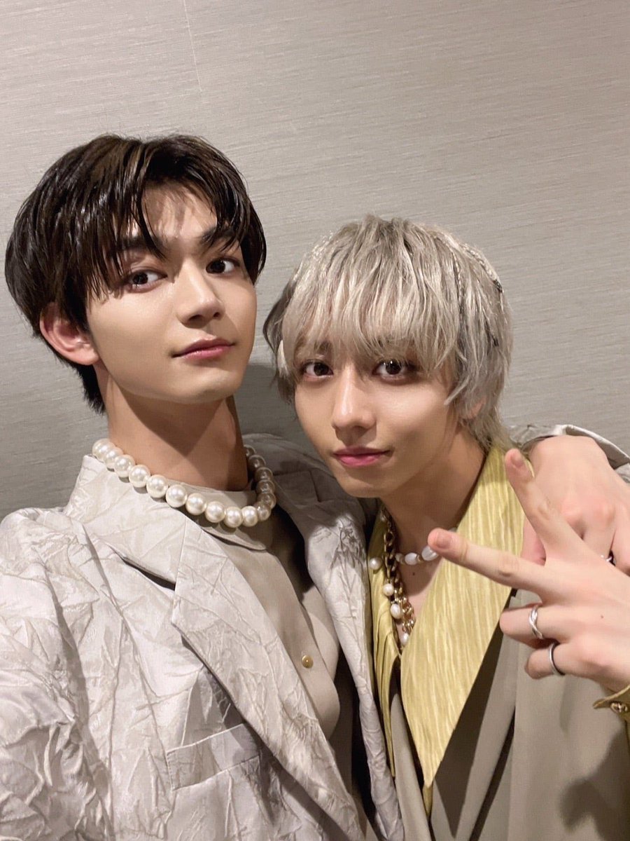 pinksugarcat_'s tweet photo. こちらの投票
03組好きな人頼みます……💜💙

私の力だけで1億票入れたいけど不可能なんで……ッ https://t.co/IAJKQIGReK