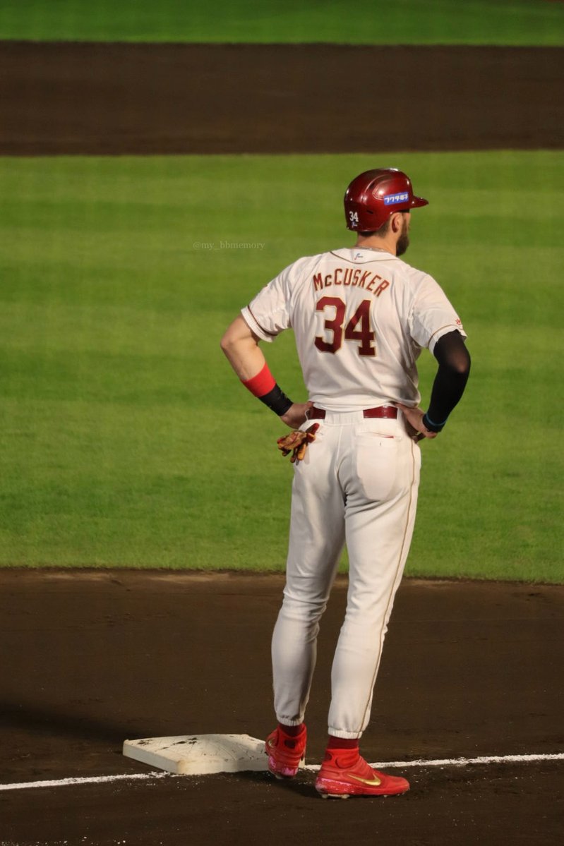 my_bbmemory's tweet photo. 2026.10.01
#RakutenEagles https://t.co/3ersIOplSb