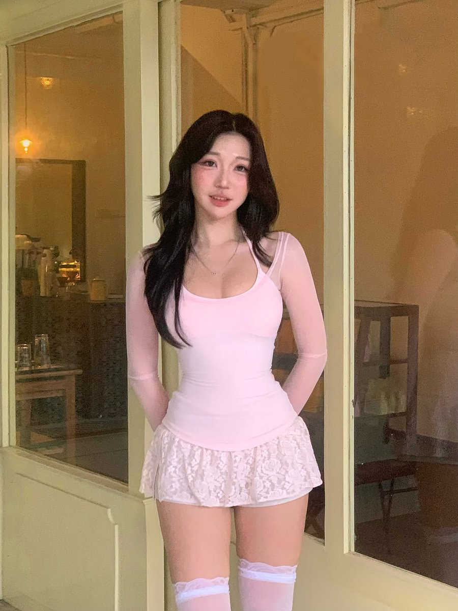 xmmpoaching's tweet photo. Need to turn her into a cumslut so bad https://t.co/3OHxvk49Uq