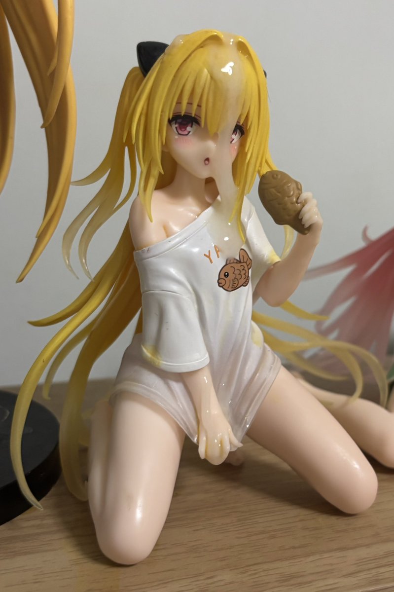 aru_bkk's tweet photo. ヤミちゃん…
 #フィギュアぶっかけ  #無洗浄 https://t.co/SGOeidOvkC