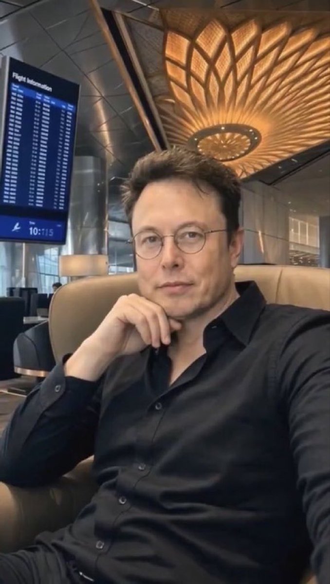TheodoreHudd's tweet photo. Be honest 👇

Do you still think Elon Musk is looking handsome these days? 😎🚀

Has he aged like fine wine, or do you think his appearance has changed over the years? 👀

What’s your honest opinion? https://t.co/JkOxLkS1Fl