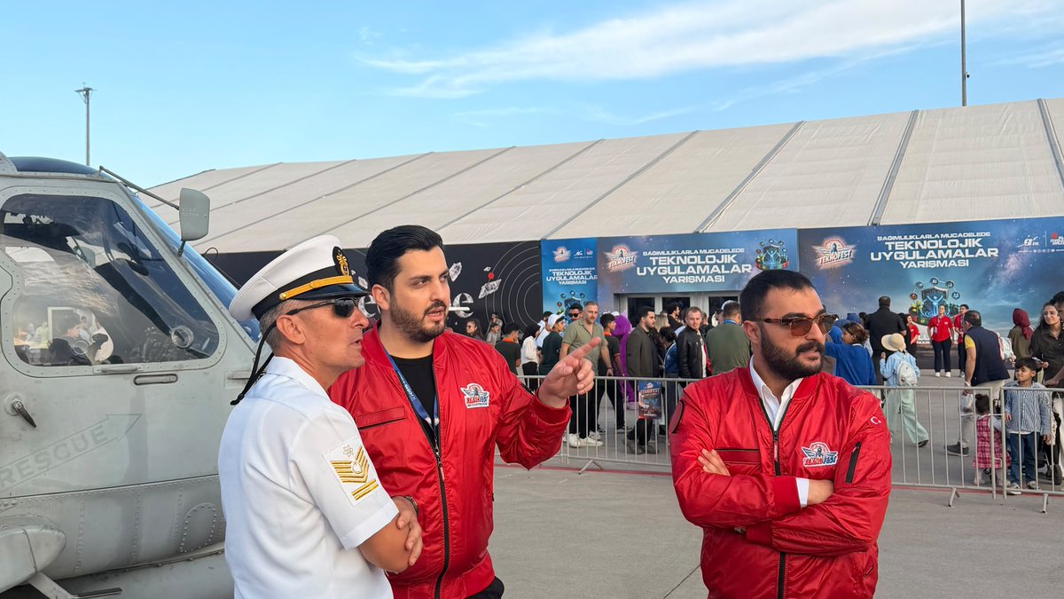 avhalilatasoy's tweet photo. Tarihin sıfır noktasında #TeknofestGüneydoğu’dayız 🚀

Gençlik burada, teknoloji burada, heyecan burada! 

Türkiye’nin geleceğine hep birlikte tanıklık ediyoruz. 🇹🇷 https://t.co/juaBUAzQam