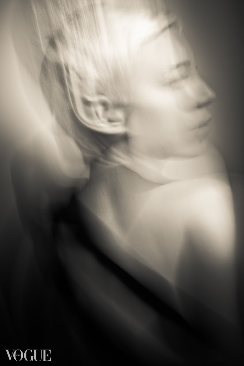 maxeremine's tweet photo. モデル：Shaina S.
PhotoVogue 選出作品  
#ポートレート #モノクロ写真 https://t.co/xEb86xZd1Q