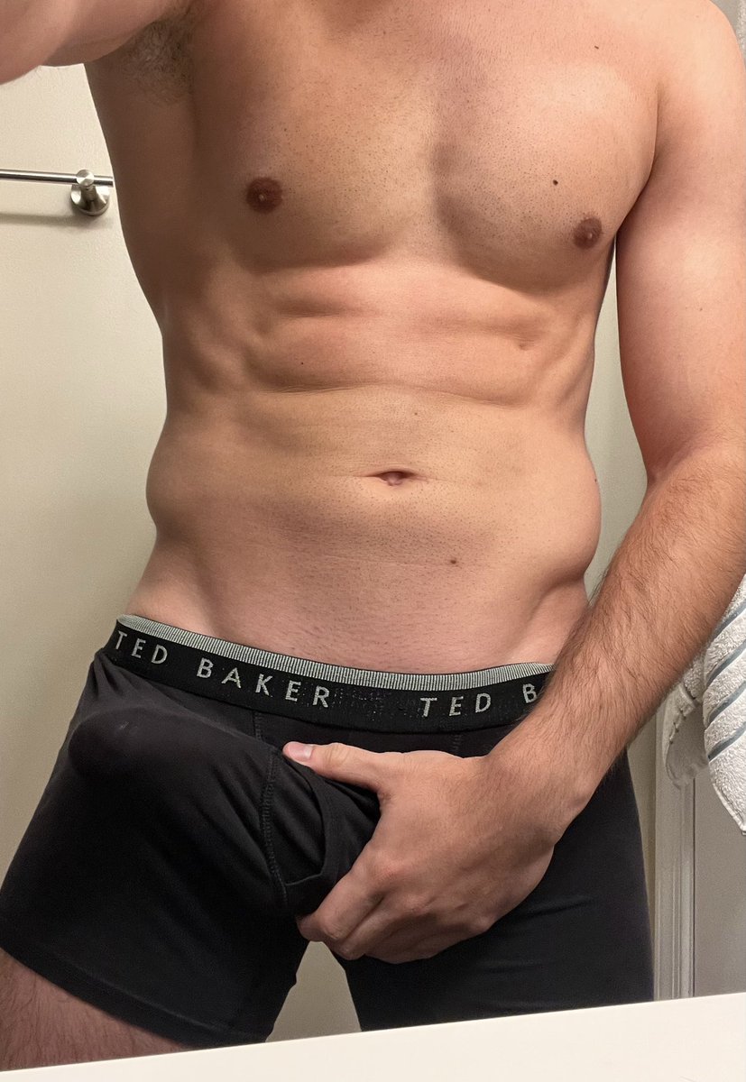 P0sitiveMuse's tweet photo. Good morning 🌞 

#nsfwtwt #bulge #bigdick #hung #bwc
#daddy #dom https://t.co/UU5iD7Cpsw