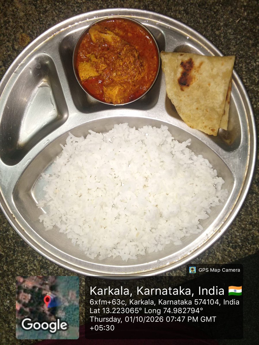 premetricglhst's tweet photo. #SocialAudit_SWDmeals #Socialwelfare_karnataka dinner 1/10/26 premetric girls hostel karkala https://t.co/QZgpsWkrPf