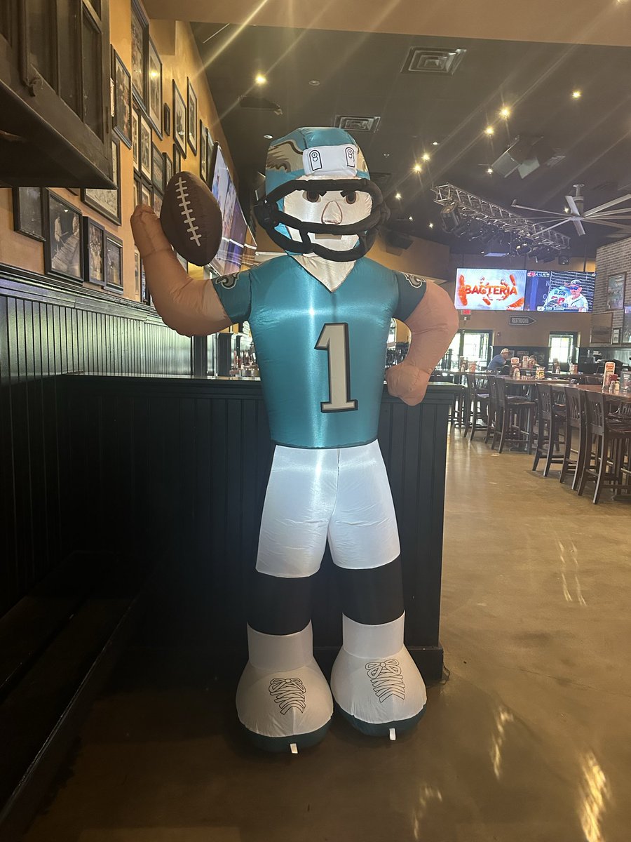 SA1VNT's tweet photo. was watching phillies playoff at pjs and kept getting distracted by white jalen hurts https://t.co/67lcL0yIzV