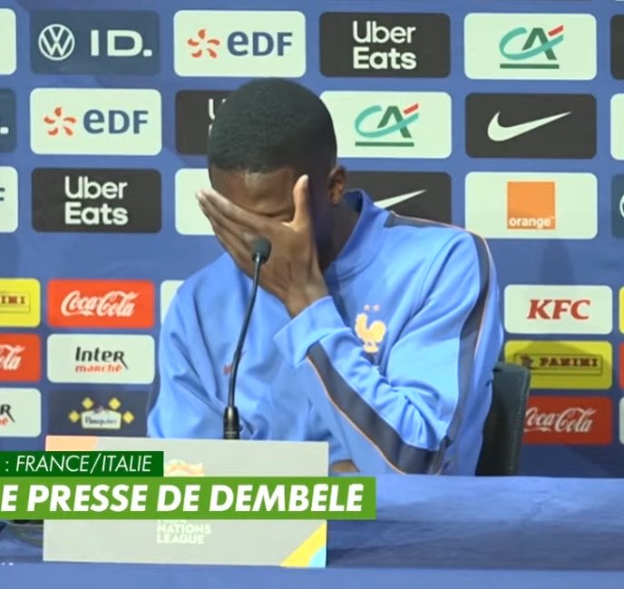 _BeFootball's tweet photo. PTDRRRRR 

La réaction de Dembélé quand on lui dit qu’il est « l’élu » aujourd’hui en conférence de presse https://t.co/z7gzj7vzDy