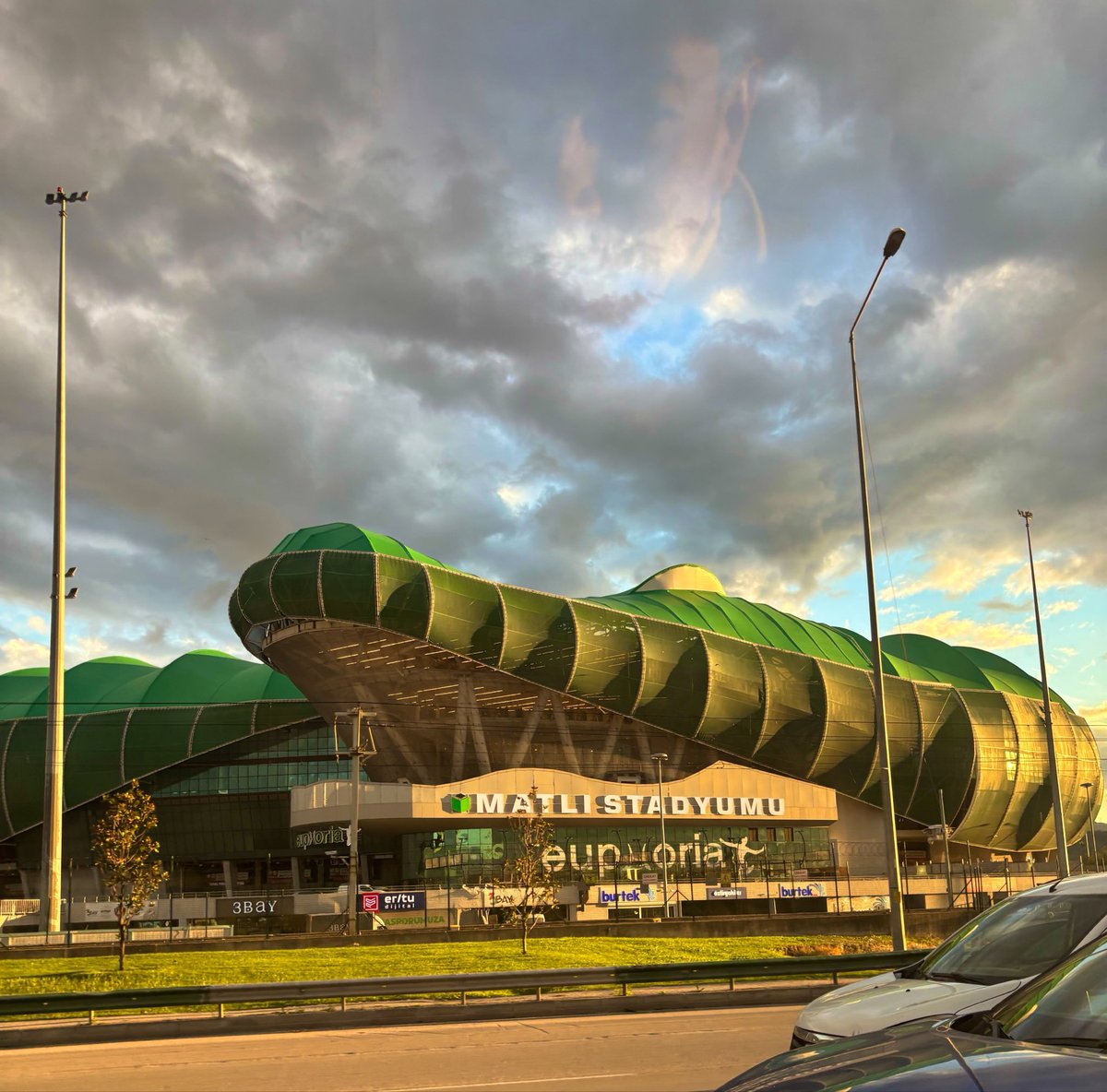 mustafabalc16's tweet photo. Bursaspor düşmanlarıyla tek tek :) https://t.co/8zzMkLkCxu