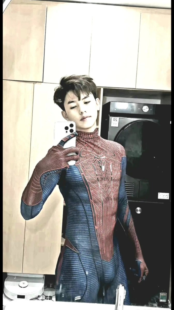 thinh196358's tweet photo. Tiktoker nào đây mn 🥵🫨 https://t.co/wBKAcZSXbl