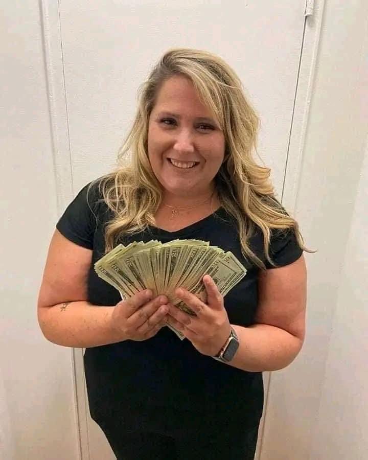 Agentcharles01's tweet photo. Conditions to get paid from the program
*   like and share 5 times 
*   comment your testimony if you got paid
*   text me your cash app to my inbox https://t.co/zXxLaY7qK6