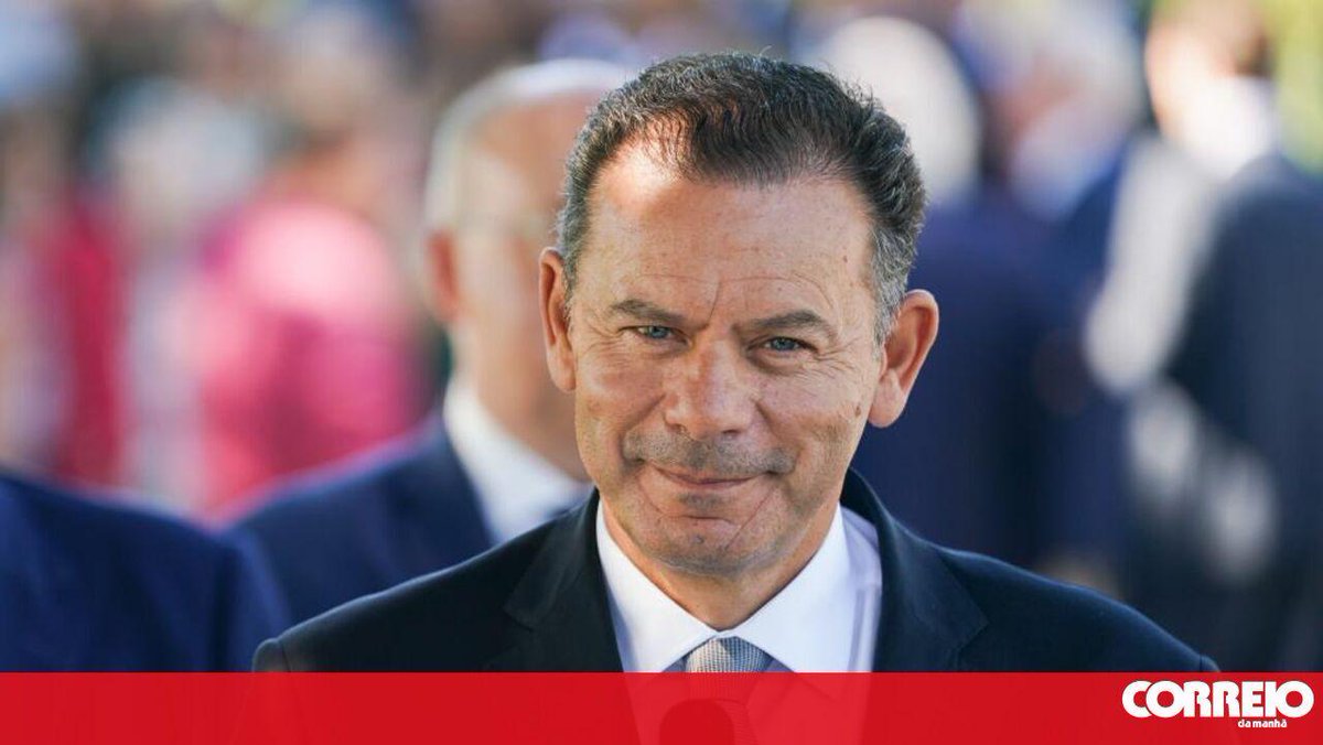 cmjornal's tweet photo. Primeiro-ministro falou com Jorge Jesus, Cristiano Ronaldo e Pedro Proença https://t.co/PVhaoav4cs https://t.co/i6Cjgp2NoJ