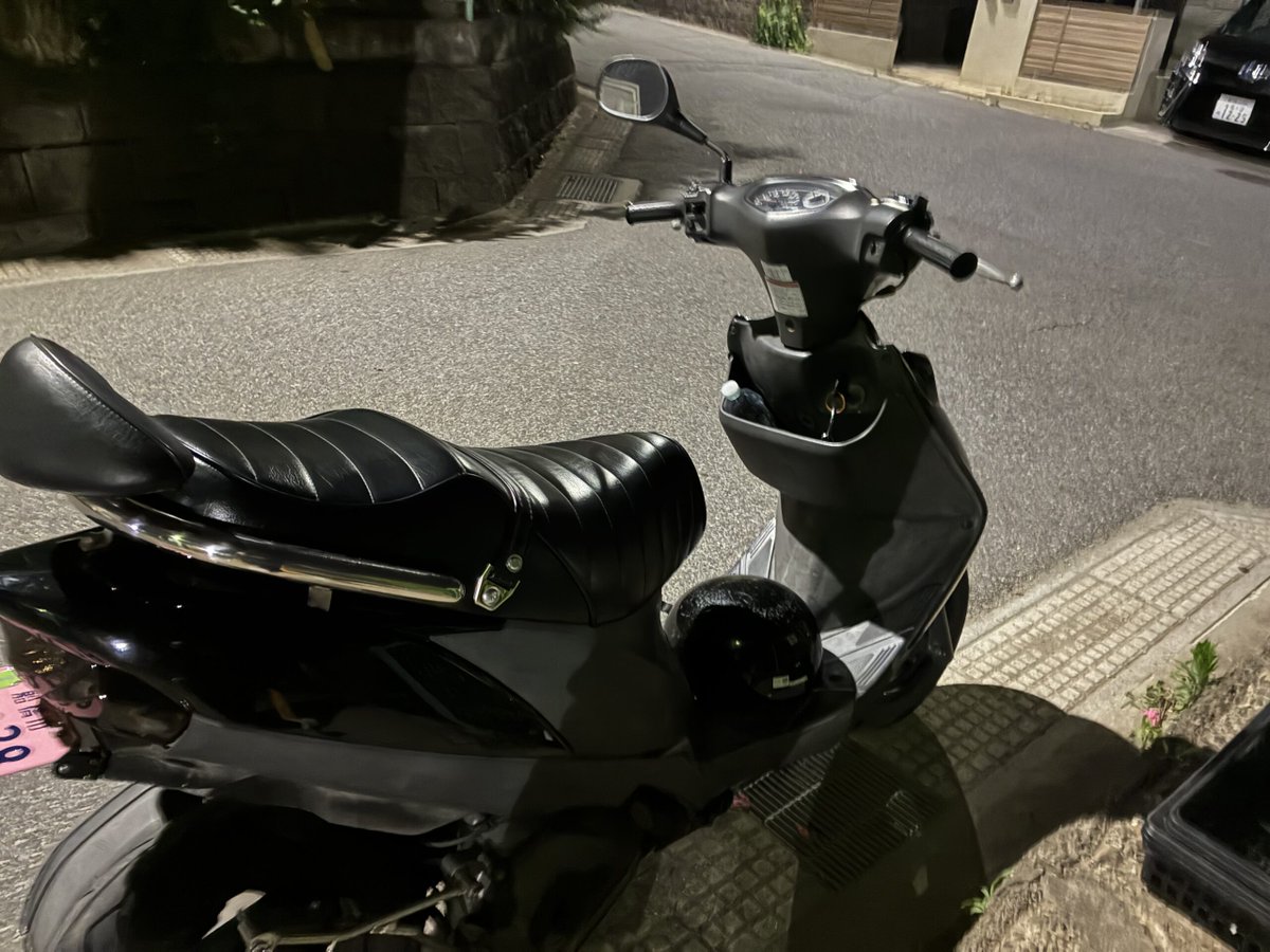jidoushatounan's tweet photo. 【バイク盗難情報】千葉県船橋市坪井町でスズキ アドレス V125Gの盗難被害がありました！
近隣の方はご注意ください！

■車種：スズキ アドレス V125G
■日時：2026年10月1日 00:00 〜 2026年10月1日 8:00
■被害場所：千葉県船橋市坪井町 自宅駐輪場
■ナンバー：船橋市 T3828
■特徴：タックロールシートとバックレスト付き、フロントカウルボルトのサビみたいなのが垂れている

■オーナー（投稿主）：見かけたりしたら情報提供よろしくお願いします

詳細URLと拡散用動画はリプ欄です
拡散希望、ご協力お願いします！