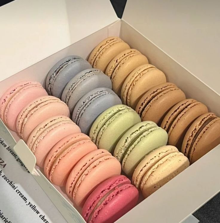 mclboro's tweet photo. ️

Mengantarkan paket makanan ke tempat masing-masing 

Noted: Selamat mendapatkan bonus visu Abang kurirnya

️ https://t.co/Iyqjltuey2