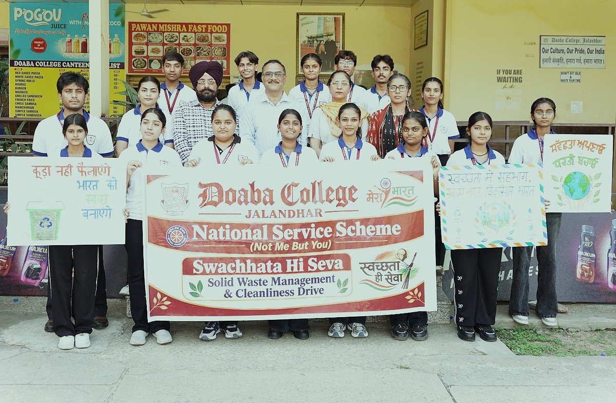 dcj_official's tweet photo. #DoabaCollegeJalandhar #NSS Unit observed #SwachhataDiwas on the eve of #GandhiJayanti. ๐ฟ Expert talk by Mr. Bharat Bansal (#ReapBenefitFoundation), mass comm #choreography & 50 volunteers cleared 20 kg waste opposite #DeviTalabMandir! ๐ฎ๐ณ #NssIndia #NSSRDChd #SwachhBharat https://t.co/oTBOcdUhe8