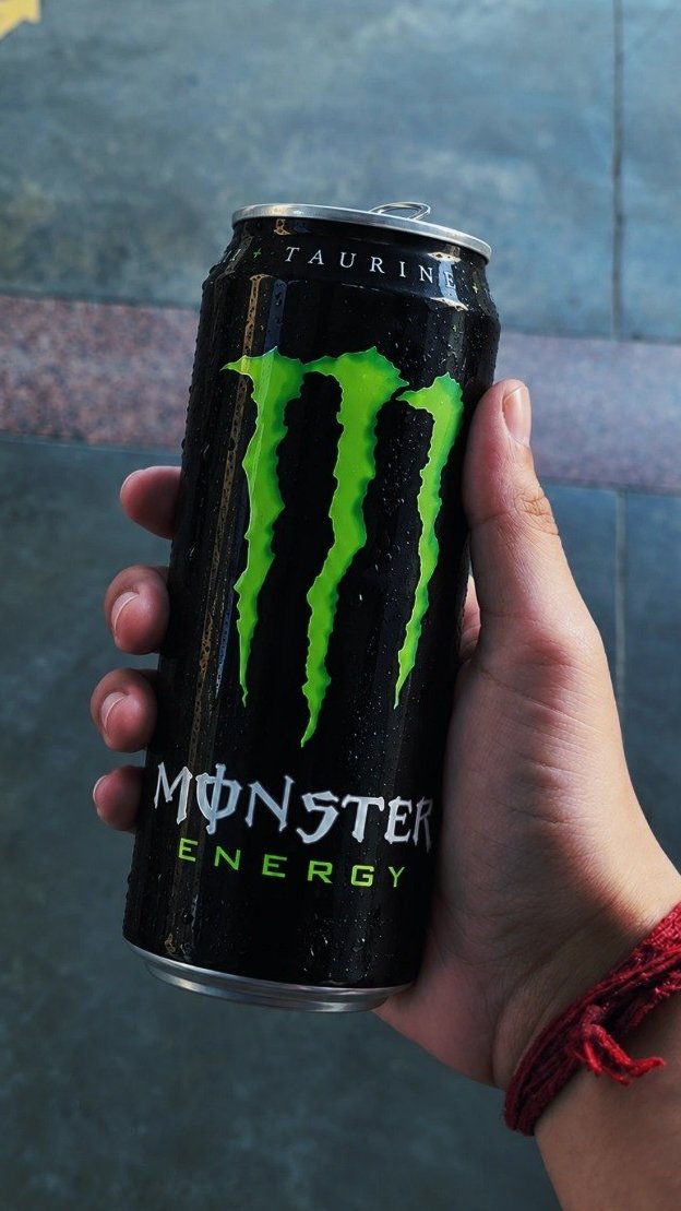 Winter_arc26's tweet photo. Day-2 of using @TrenTorch and they already sent me a Monster for staying consistent
Started learning ML on it yesterday, and this was not something I expected at all😭
Kinda funny that the platform is free and they’re giving free stuff just for using it
Also, the POTD section🫡🫡 https://t.co/m7RjvggeI0