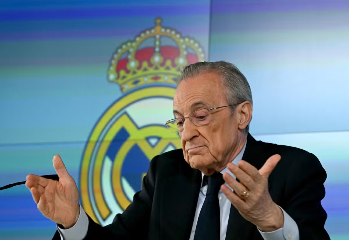 goleadadazoeira's tweet photo. O Real Madrid quer que, com a investigação da UEFA, sejam *RETIRADOS* os títulos de 2001 até 2018 do Barcelona

Isso representa 33 TÍTULOS 

🏆 9x La Liga
🏆 8x SuperCopa Espanhola
🏆 6x Copa del Rey
🏆 4x Champions League
🏆 3x SuperCopa da UEFA
🏆 3x Mundiais https://t.co/VUxO70b2wj