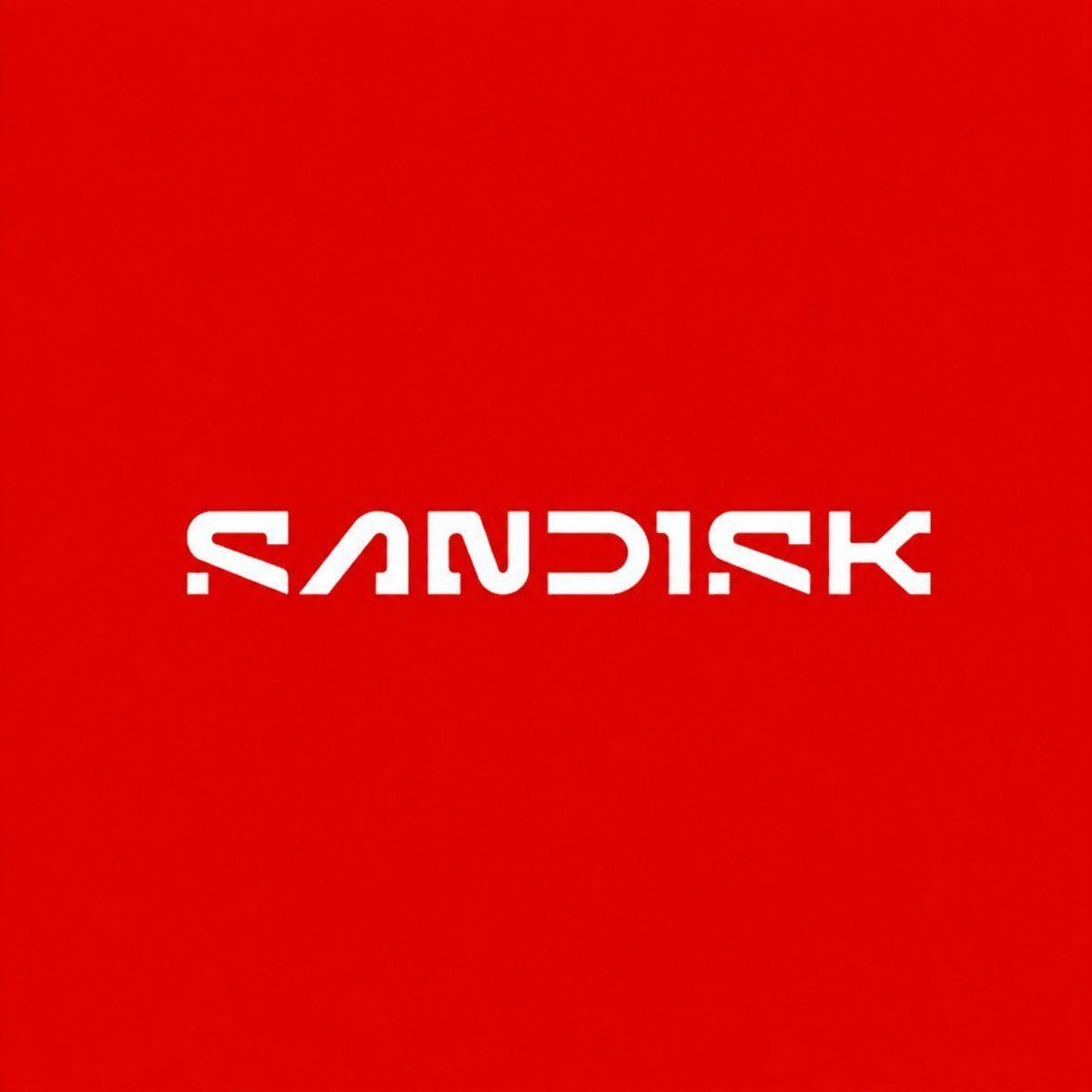 LeopoldTracker_'s tweet photo. Leopold Aschenbrenner's complete updated holdings including newest added positions

Top tier:
• SanDisk $SNDK [Long, 28.0%]
• Micron $MU [Long, 27.5%]

Second tier:
• Bloom Energy $BE [Long, 9.4%]
• Taiwan Semiconductor $TSM [Long, 6.2%]
• Nebius $NBIS [Long, 6.1%]

Third tier (~2-4% each):
• CoreWeave $CRWV [Long]
• Core Scientific $CORZ [Long]
• STMicroelectronics $STM [Long]
• Applied Digital $APLD [Long]
• Riot Platforms $RIOT [Long]
• SharonAI Holdings $SHAZ [Long]
• IREN $IREN [Long]
• Taiyo Yuden [Long]

Moonshot tier (~0-0.9% each):
• CleanSpark $CLSK [Long]
• Keel Infrastructure $KEEL [Long]
• Solaris Energy Infrastructure $SEI [Long]
• WhiteFiber $WYFI [Long]
• Bitdeer Technologies $BTDR [Long]
• T1 Energy $TE [Long]
• Hive Digital Technologies $HIVE [Long]
• Babcock & Wilcox $BW [Long]
• ProPetro Holding $PUMP [Long]
• Vishay Intertechnology $VSH [Long]
• Cerebras Systems $CBRS [Long]
• Bloom Energy $BE [Call, $44.1M]
• Taiwan Semiconductor $TSM [Call, $23.9M]
• Infosys $INFY [Put, $5.2M]

New options bets (Sep 10-11, ~$315M in premiums):
• AMD $AMD [Call]
• Bloom Energy $BE [Call]
• CoreWeave $CRWV [Call]
• SK Hynix [Call]
• SanDisk $SNDK [Call]
• Intel $INTC [Call]
• Roundhill Memory ETF $DRAM [Call]

Private companies:
• Anthropic ~$5B
• Fluidstack $830M
• Source Foundry $500M
• MatX $500M
• Physical Intelligence $1B

Full exits:
• Nvidia $NVDA [Put] - Covered entirely
• Oracle $ORCL [Put] - Covered entirely
• Broadcom $AVGO [Put] - Covered entirely
• AMD $AMD [Put] - Covered entirely
• Micron $MU [Put] - Covered entirely
• Taiwan Semiconductor $TSM [Put] - Covered entirely
• ASML $ASML [Put] - Covered entirely
• Intel $INTC [Put] - Covered entirely
• Corning $GLW [Put] - Covered entirely

Summary: Every semiconductor hedge is gone. He's back with fresh call options on the same memory and compute names. Positions per his Q2 2026 13F which occurred before Citadel fire sale, private investment reports, and CNBC/FT on the new options activity