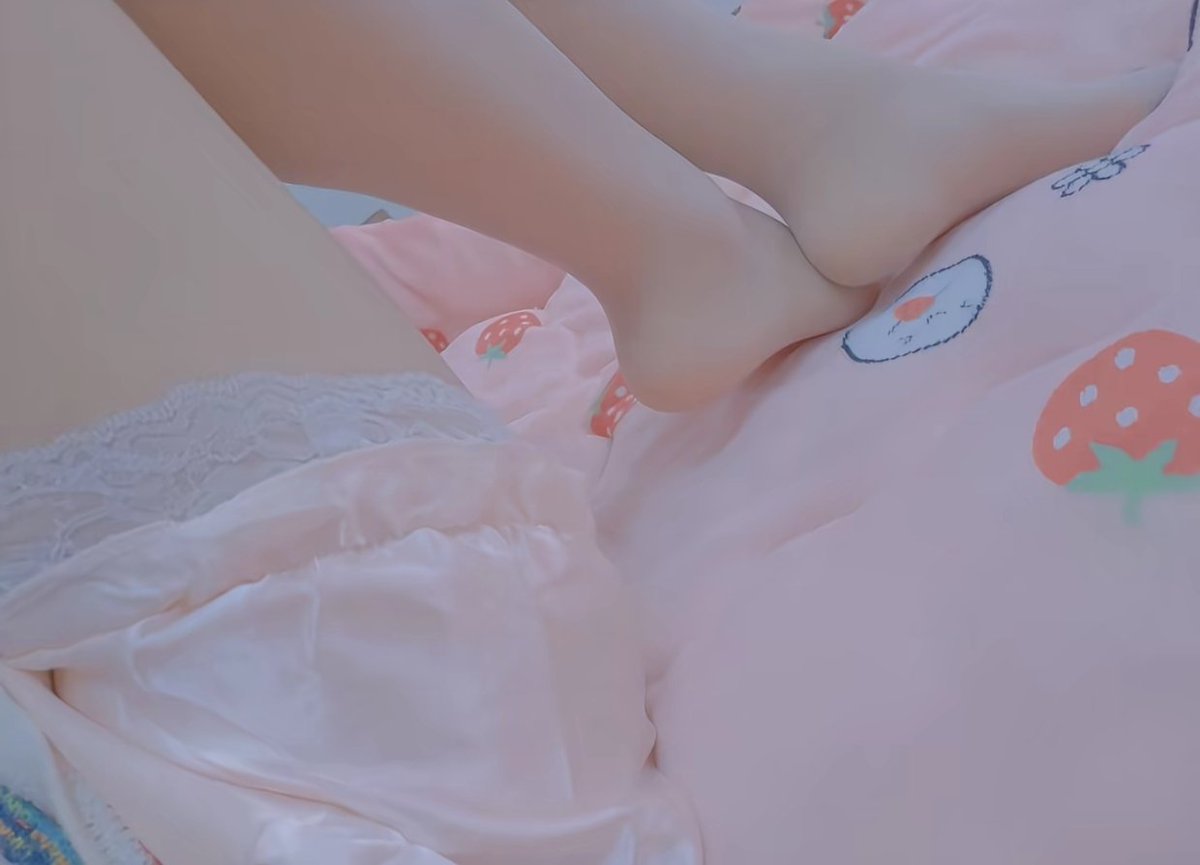 liyinaaaa's tweet photo. 射了吗 https://t.co/8zU39ybIjN