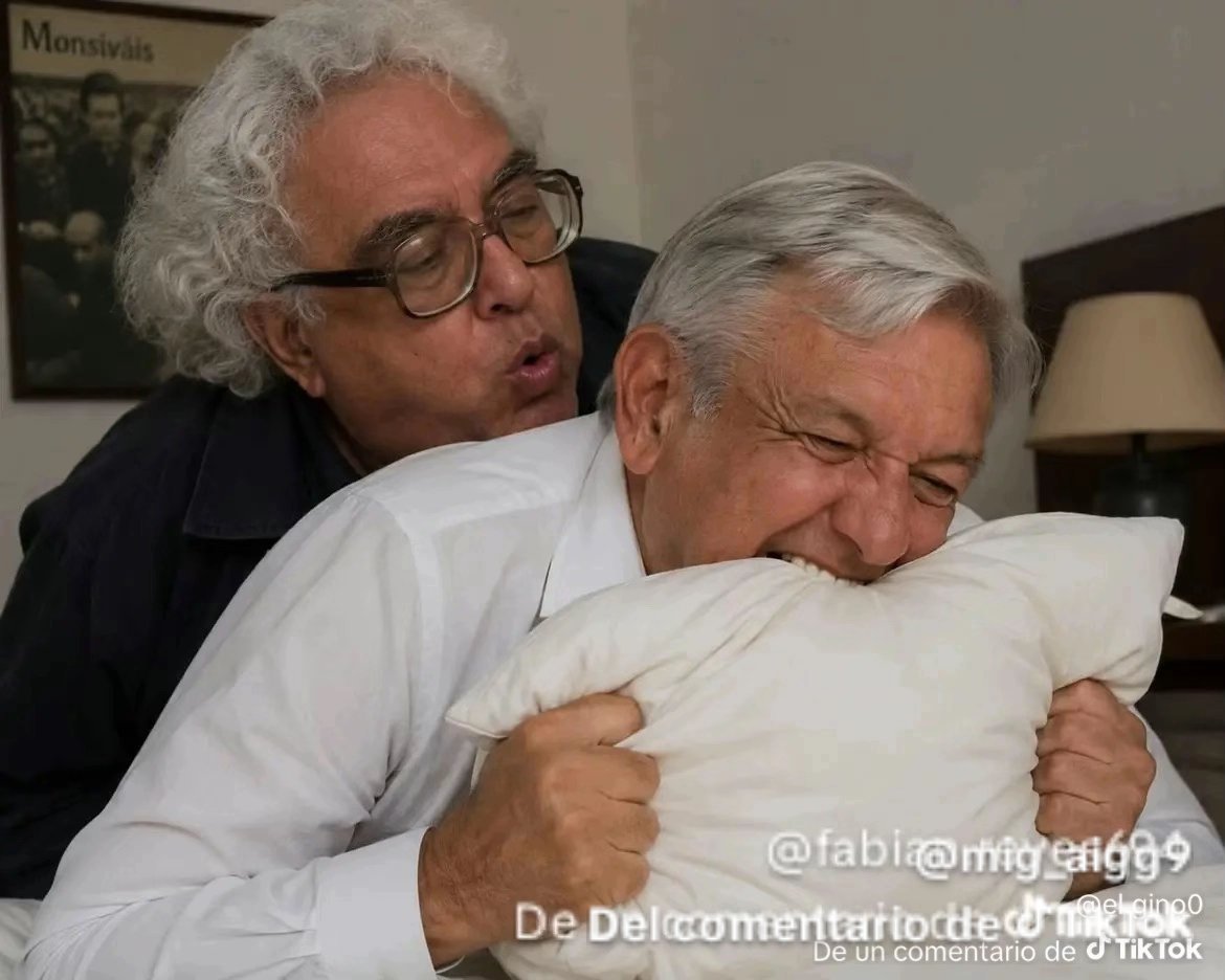 MartinVillalbap's tweet photo. @CarlosVZenteno Era un vídeo xxx? https://t.co/rvmQJ7s6Vj