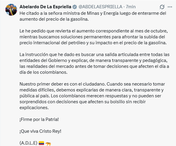 ELTIEMPO's tweet photo. 🔴 ATENCIÓN: El presidente Abelardo De La Espriella ordena revertir el aumento de la gasolina correspondiente al mes de octubre. Ampliación: https://t.co/cPUYYjjs4C https://t.co/5bVdEgRiz2