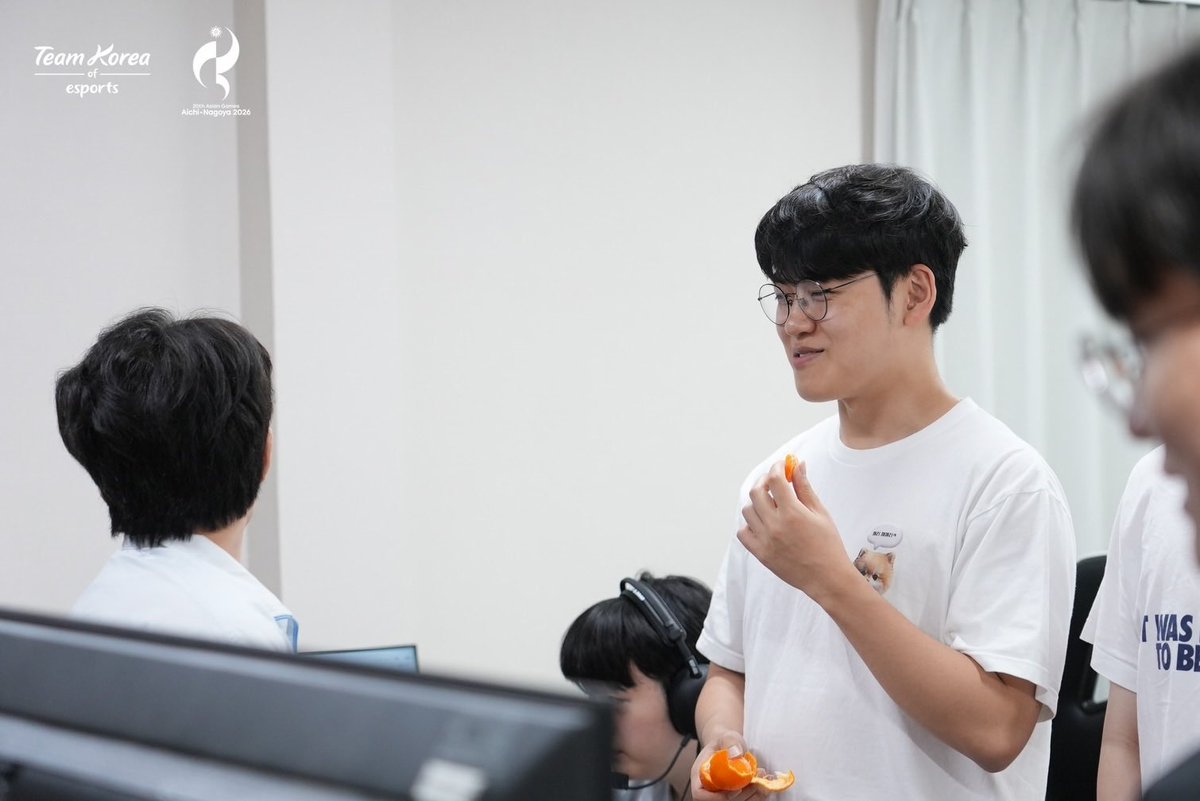 worldbestbotduo's tweet photo. 뭐가 그렇게 재밌었을까ㅋㅋㅋㅋ https://t.co/XUsqguJVJH