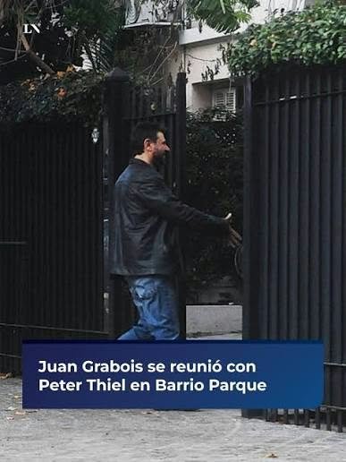 JuezLopezMDP's tweet photo. El "revolucionario" de cartón https://t.co/ABs1U0jaZ6