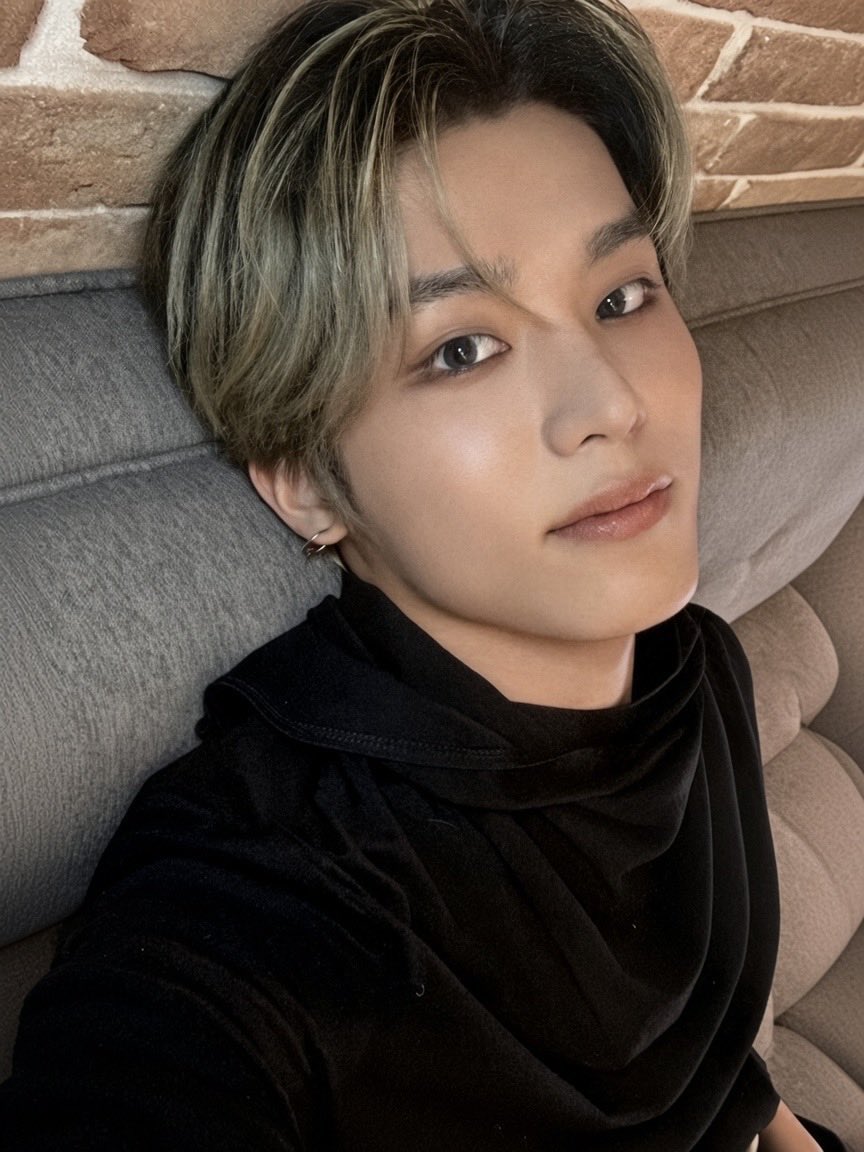 ss_pjw's tweet photo. Rare blonde era😱 https://t.co/exdWbSCns6