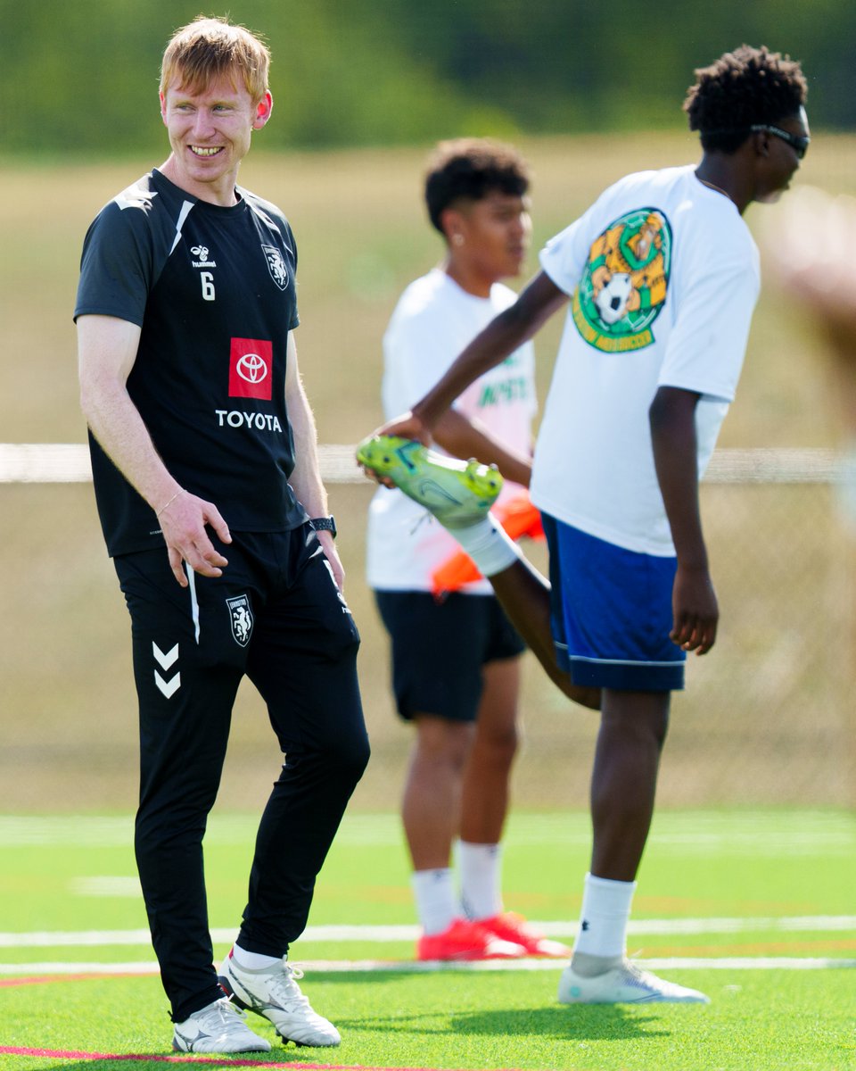 LexSporting's tweet photo. Yesterday, our captain @aaronmolloy18, along with the help of his teammates and coaches, hosted a free soccer clinic for Bryan Station High School on our training fields!

Aaron created a professional training environment, complete with drills LSC runs frequently and a small-sided tournament. ⚽️