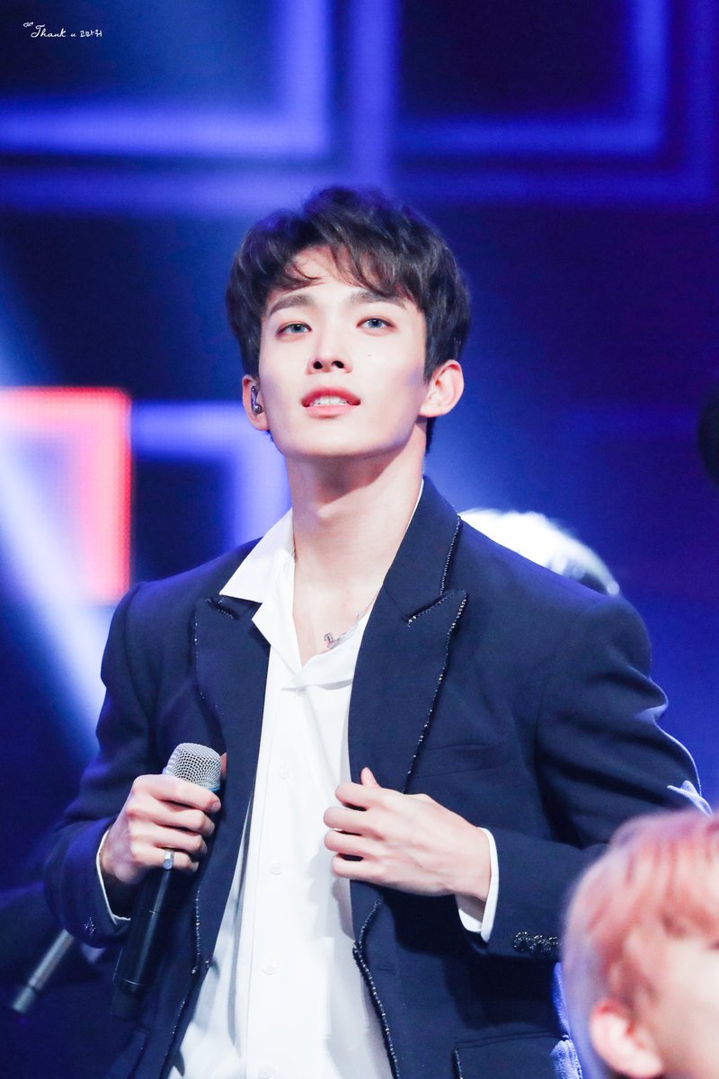 timefordk's tweet photo. 181002 코리아 드라마 어워즈 

#도겸 #ドギョム #DOKYEOM #세븐틴 https://t.co/hPwWXCWB7n