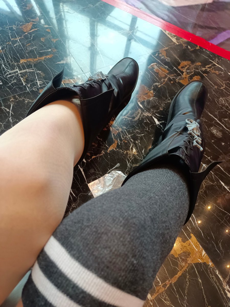 Meyra146271's tweet photo. 可能不适合涩涩） https://t.co/Sj2gSD6jiR