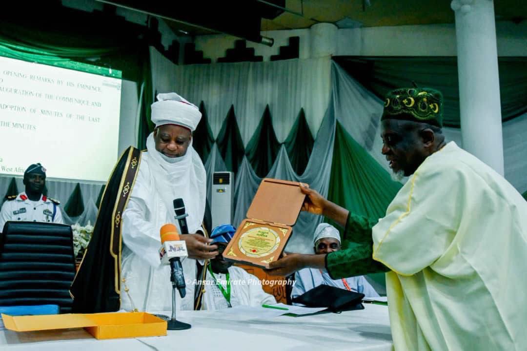 sultan_ofsokoto's tweet photo. His Eminence the Sultan of Sokoto Presides Over the Meeting of the Nigerian Supreme Council for Islamic Affairs (NSCIA) in Abuja https://t.co/NtqEpkXK7p