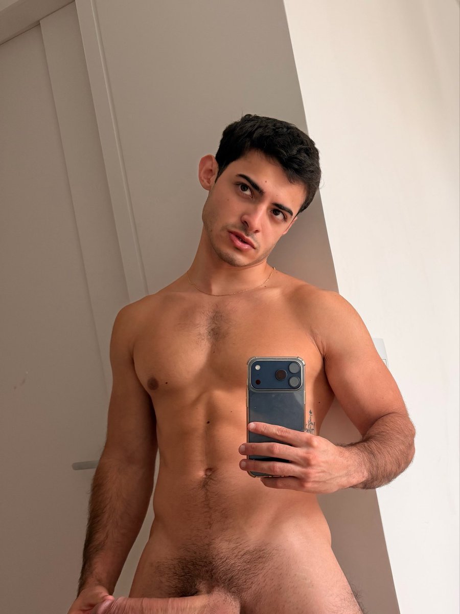 valenesthetic's tweet photo. It seems something’s caught your attention 😌…
VIP access 🔞👉https://t.co/33p5JtT70F https://t.co/xBjJaNuBLL