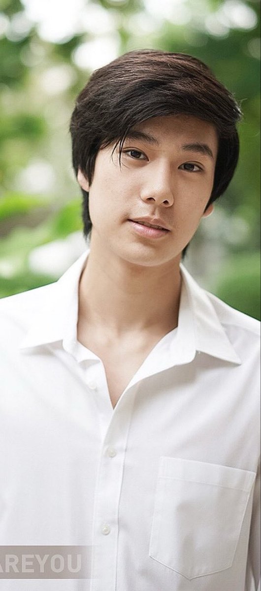 bluexnee's tweet photo. face card ภูวินทร์โหดมาก หล่อเหมือนเดิมไม่เปลี่ยนเลย😭🤟🏼 https://t.co/UPusvu1g2P