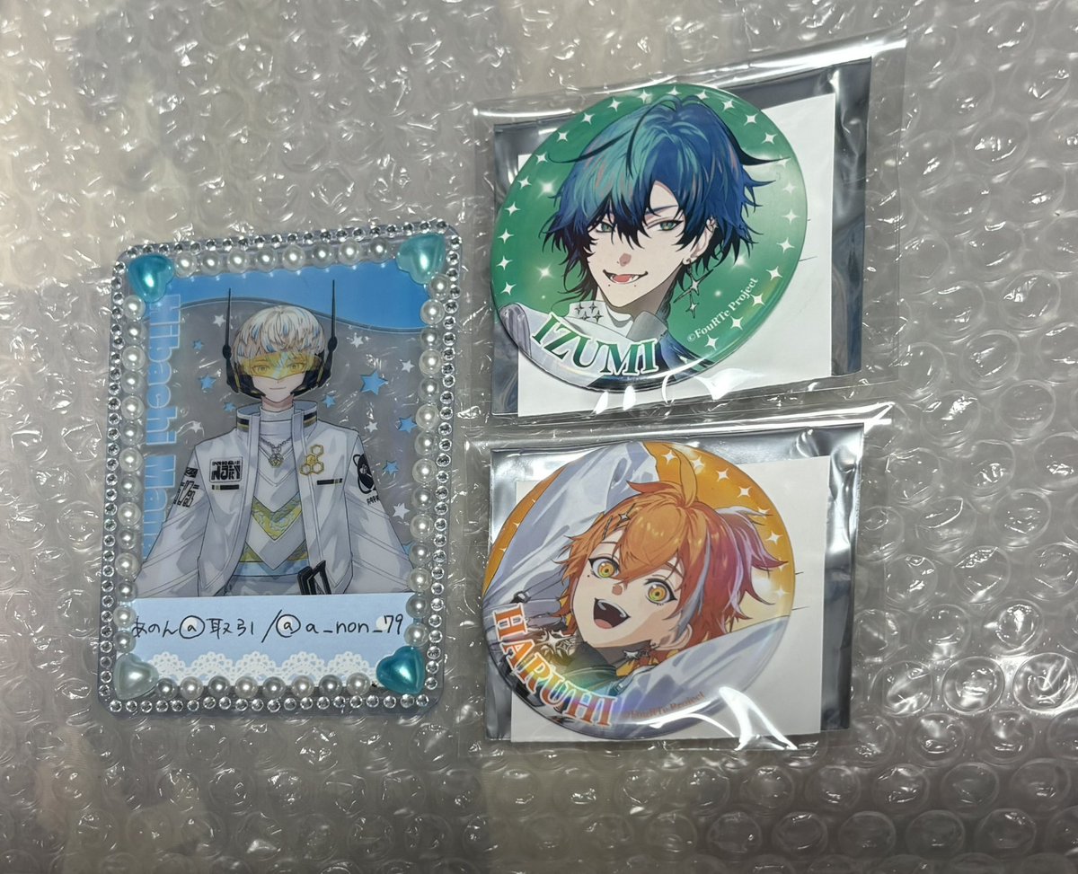 a_non_79's tweet photo. 【交換】FouRTe Project／フォルテ／ALL IN／缶バッジ

譲→💚、🧡
求→同種 🩷

郵送にて承ります。
プロカをご一読の上、検索から気軽にお声かけください。 https://t.co/vJRvWy1tbZ