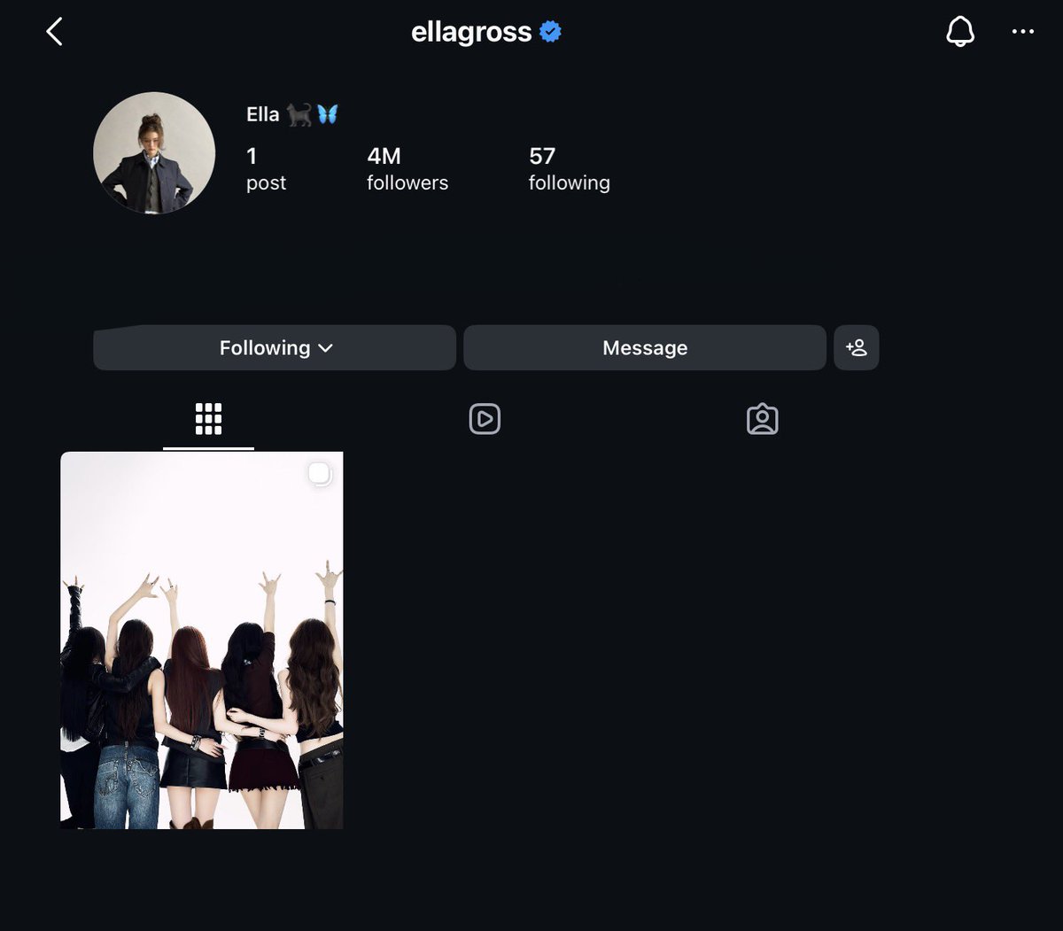 jenniecomefirst's tweet photo. นี่นะคะเปิดไอจีปุ๊ปก็มี 4 ล้านฟอลเลย แถมยังมีช่างภาพระดับโลกและ pr แบรนด์ดัง ๆ ฟอลอยู่ด้วย ใครไม่เริ่ดแต่เอลล่าเริ่ดนะคะ https://t.co/ZilBMdTqWt