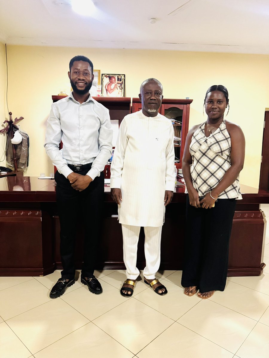 Favourblinz_'s tweet photo. Today, the owner of Zet Natural Mineral Water, Obibini Blackman, invited us (Fav&amp;Jul) for a short meeting.

Watch out for more updates. ❤️❤️🔥 https://t.co/P60n7T1s87
