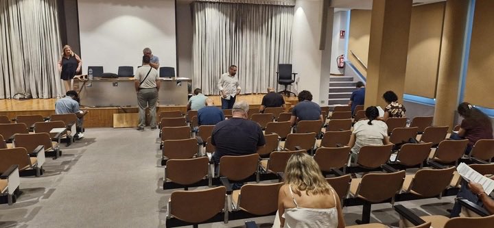 Fomento_RM's tweet photo. 🚛 Celebramos la segunda convocatoria del #examen para consejeros de #seguridad de #mercancías peligrosas.

El director general de Movilidad y Transportes, @JoseAVerduYllan destaca la cualificación de estos #profesionales, clave para garantizar el cumplimiento de la normativa y reforzar la seguridad en las empresas del #sector

🔗 https://t.co/7XizZ7vAcc

#Transportes #Seguridad