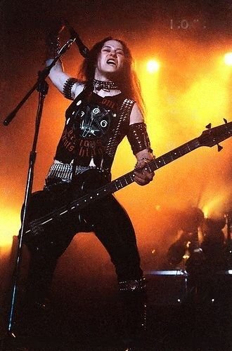 ballfartmonkey2's tweet photo. rest in peace legend ❤️ https://t.co/ZEOdLnS4sm