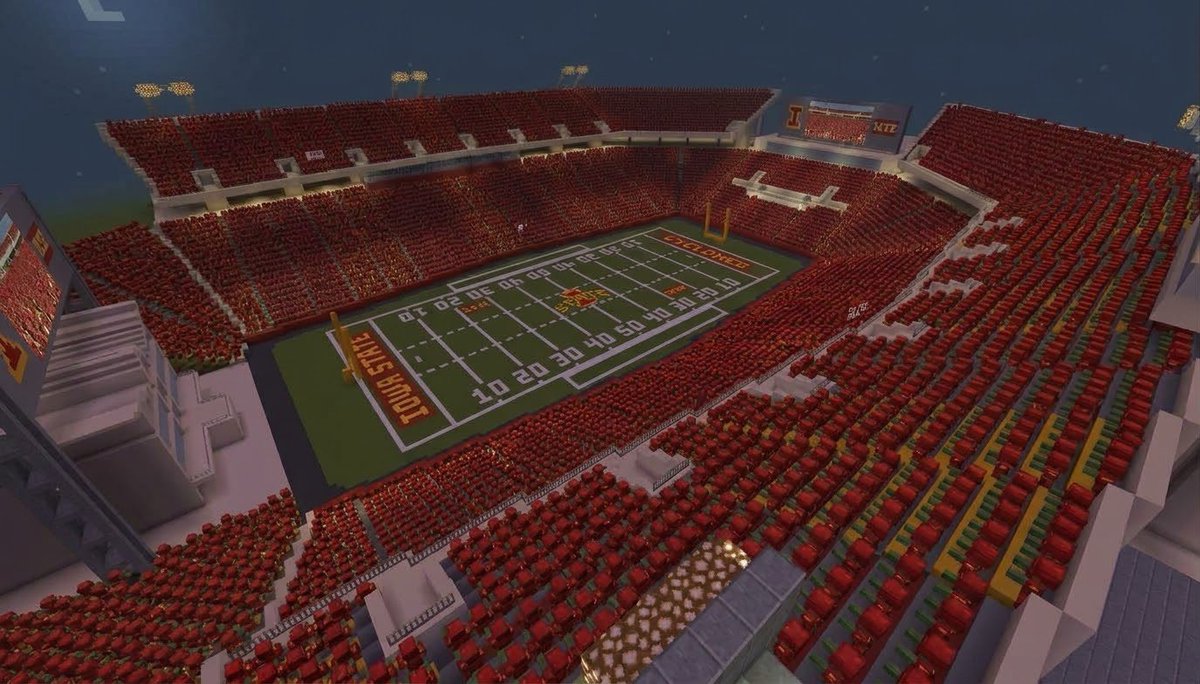 HyperISU's tweet photo. Jimmy Rogers just showcased what he does in his free time. 

Here’s his Minecraft build of JTS. Color it Cardinal looking amazing in it!! https://t.co/18C840ZMsA
