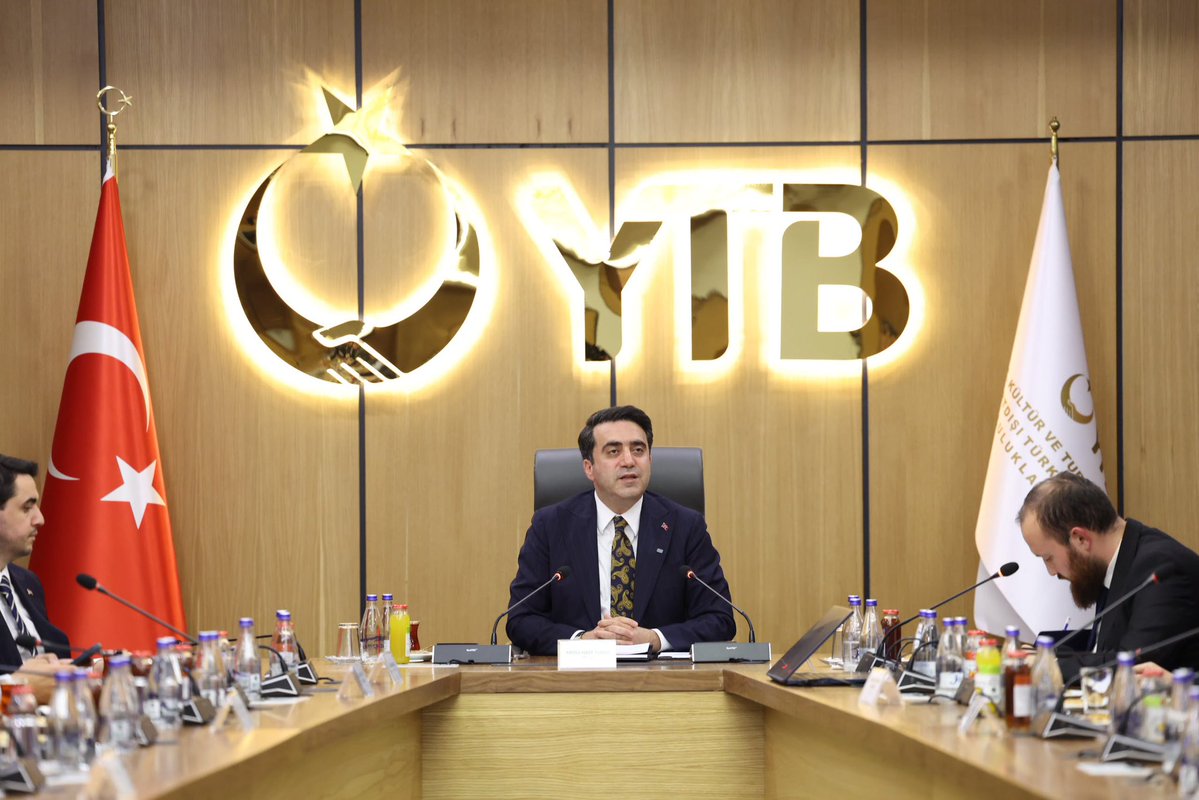 yurtdisiturkler's tweet photo. Iraklı Genç Liderler Programı’nın Ankara bölümü sona erdi!

Gerçekleştirilen eğitimler ve Başkanımız @haditurus’un katılımıyla düzenlenen sertifika töreninin ardından programın Ankara bölümü tamamlandı. Program kapsamında Iraklı genç liderler, Türkiye - Irak ilişkileri ve bölgesel gelişmelere ilişkin aldıkları derslerin yanı sıra, çeşitli etkinliklere de katıldı.

Iraklı Genç Liderler Programı, bir sonraki durağı olan İstanbul'da devam edecek.

#ıraklıgencliderler