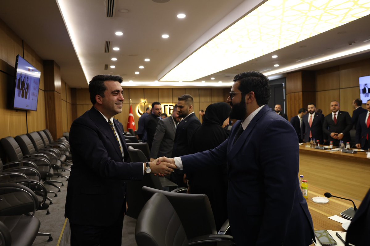 yurtdisiturkler's tweet photo. Iraklı Genç Liderler Programı’nın Ankara bölümü sona erdi!

Gerçekleştirilen eğitimler ve Başkanımız @haditurus’un katılımıyla düzenlenen sertifika töreninin ardından programın Ankara bölümü tamamlandı. Program kapsamında Iraklı genç liderler, Türkiye - Irak ilişkileri ve bölgesel gelişmelere ilişkin aldıkları derslerin yanı sıra, çeşitli etkinliklere de katıldı.

Iraklı Genç Liderler Programı, bir sonraki durağı olan İstanbul'da devam edecek.

#ıraklıgencliderler